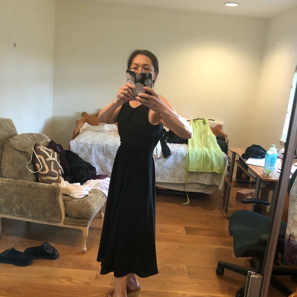 Dress - Picture 3 of 3